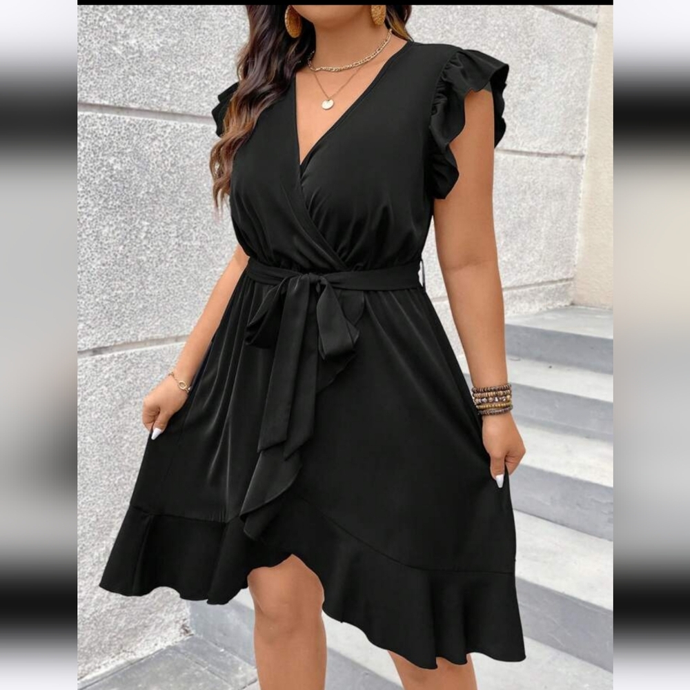 SHEIN Clasi Plus Size Solid Color Ruffled V-Neck Dress 1XL Black
